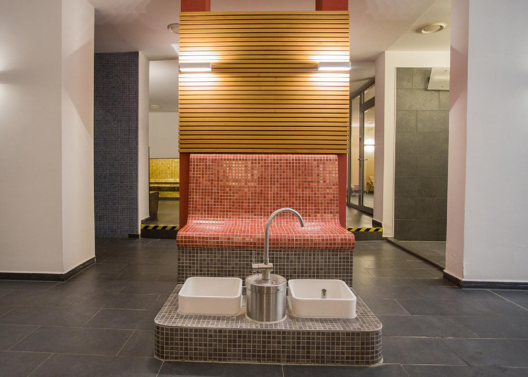 Spa and wellness