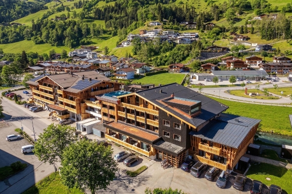 Apartment and Chalet